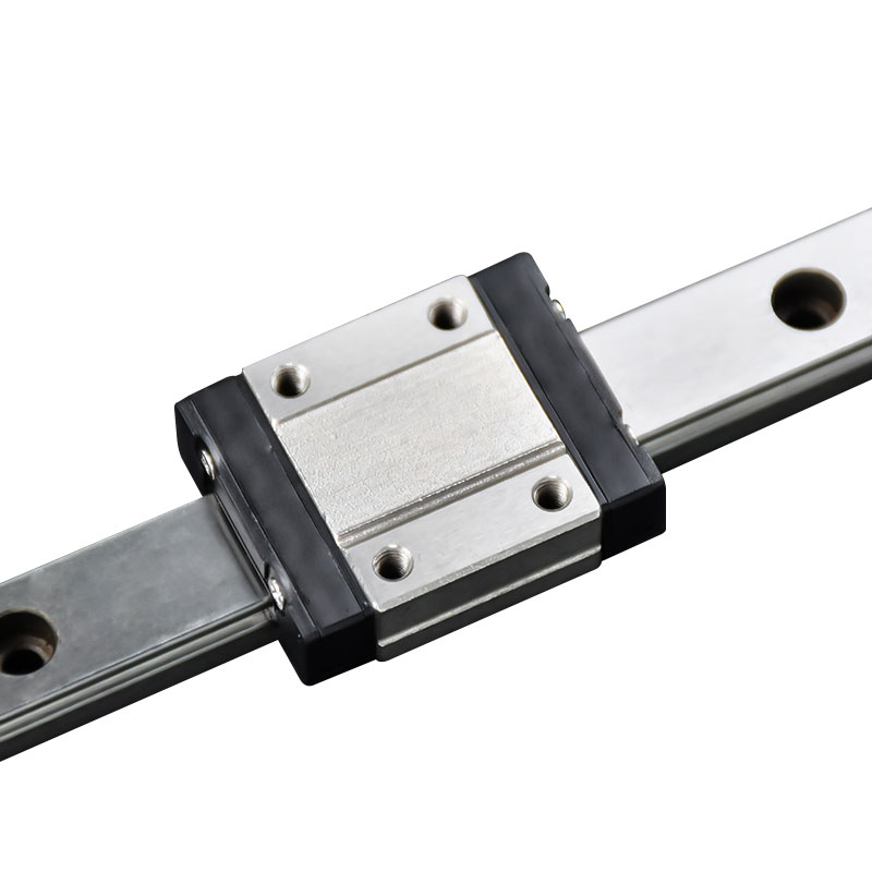 使用直線導(dǎo)軌要注意哪些問題